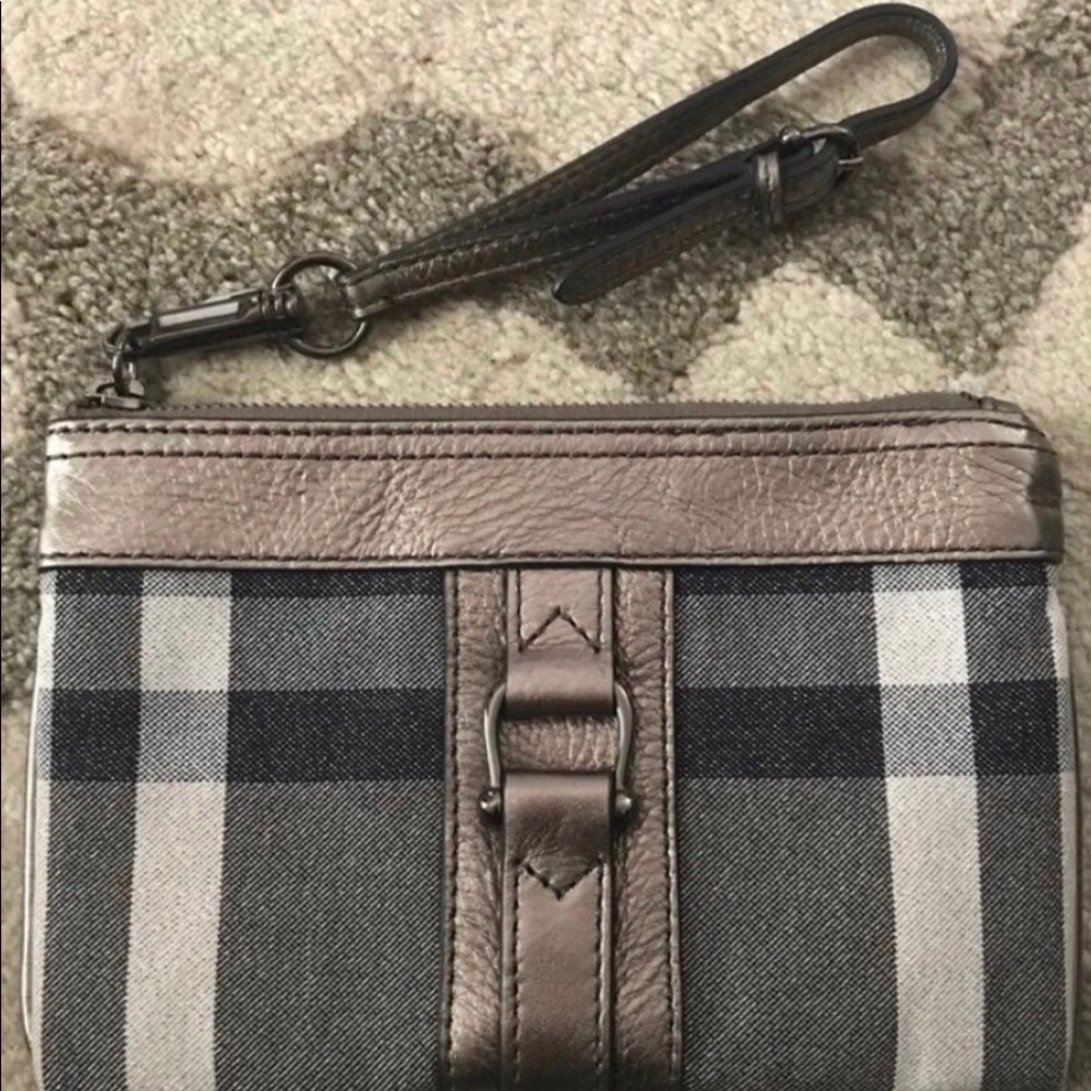 authentic BURBERRY wristlet